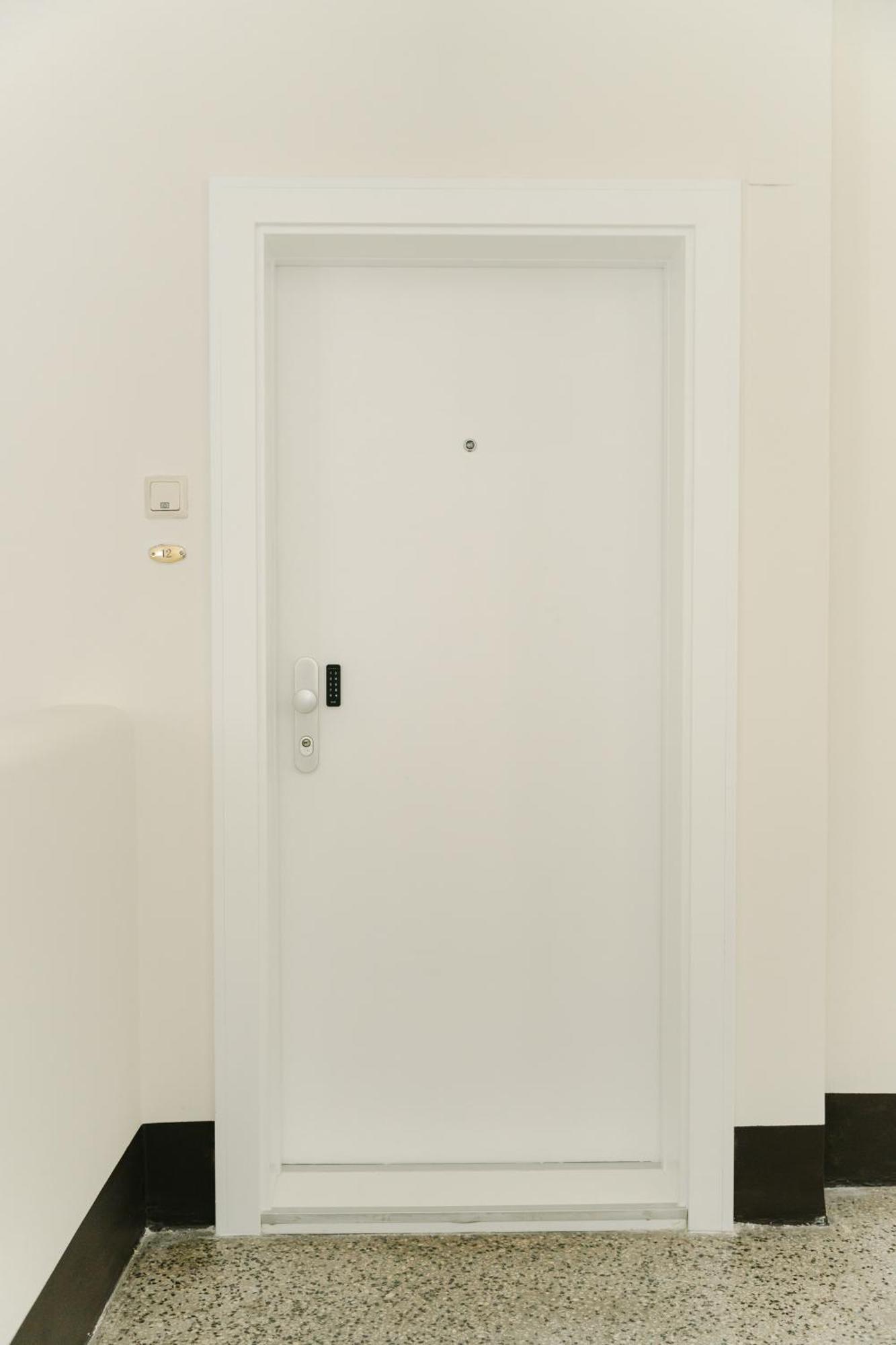 Comfy Apt For 4-6, 5 Min To Center, No Lift Currently Wien Exterior foto